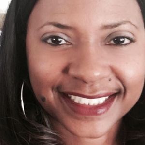 Meet your Posher, Monica